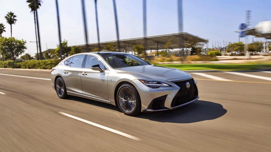 Lexus LS | 2025