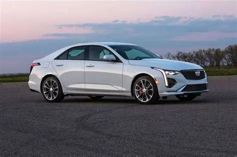 Cadillac CT4 | 2026