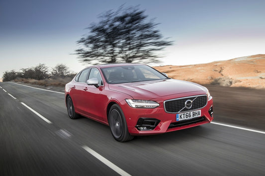 Volvo S60 Plug-In Hybrid | 2025