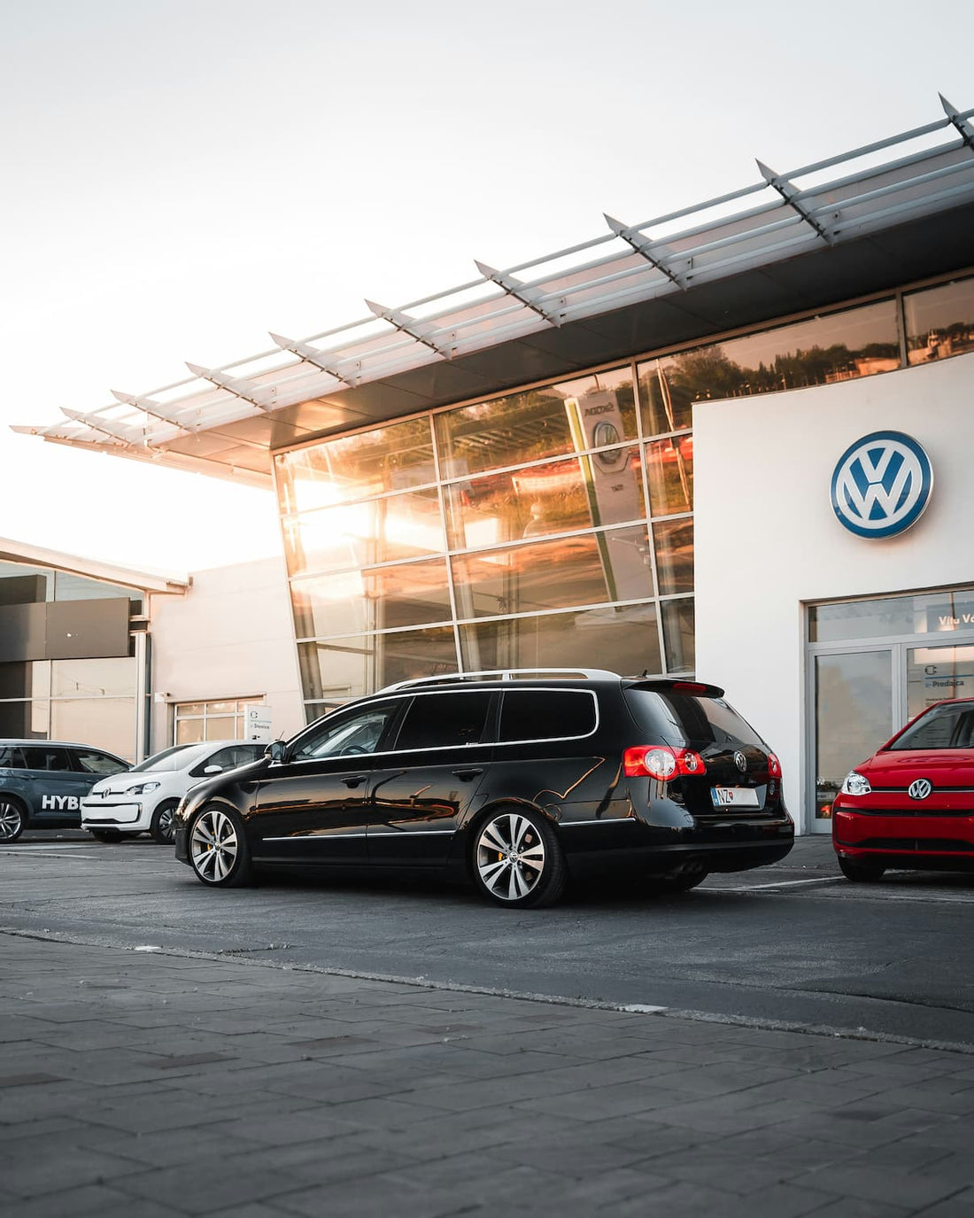 How Technology is Transforming Car Buying in Canada