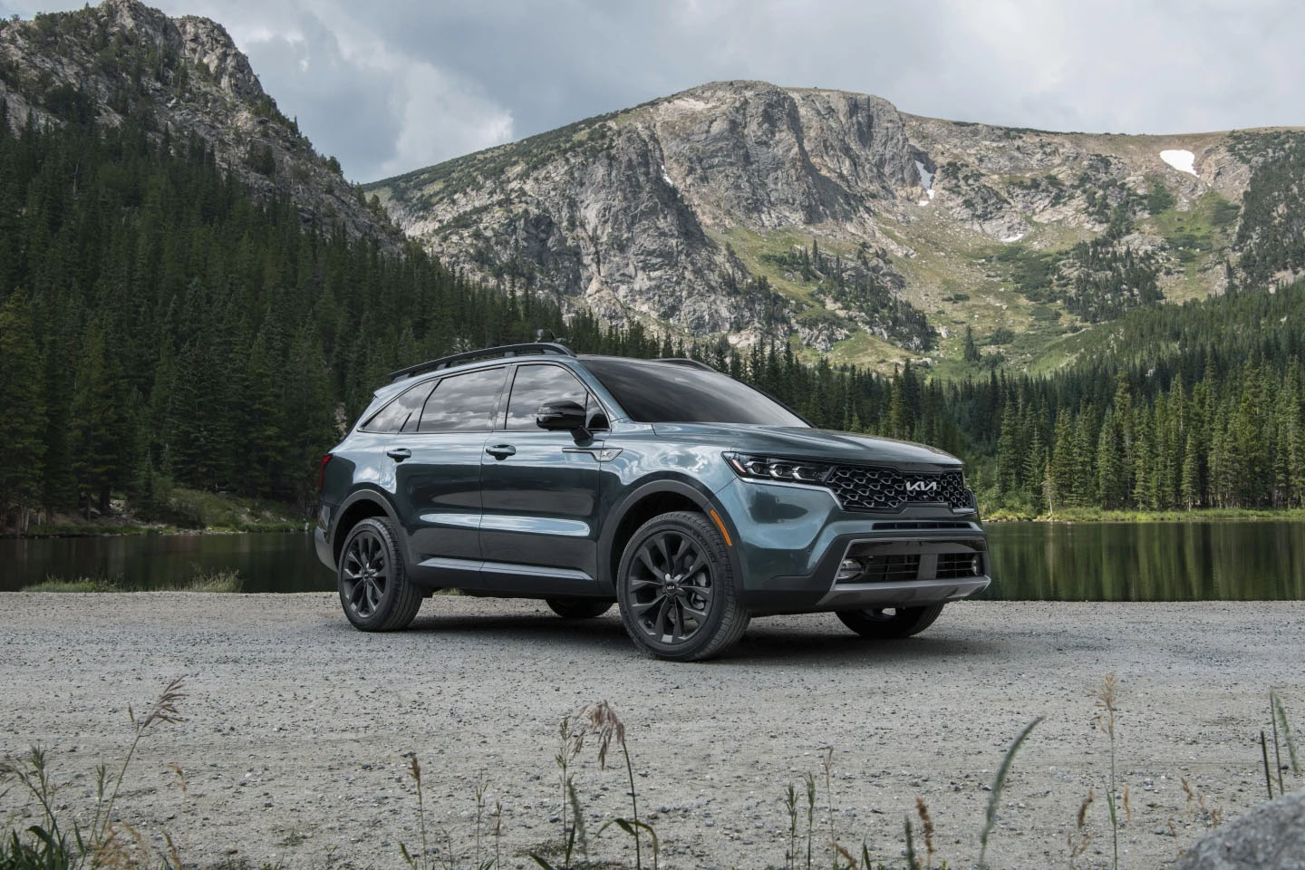 SUVs Under 40k Canada | 2025