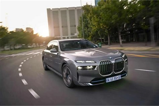 BMW i7 | 2026