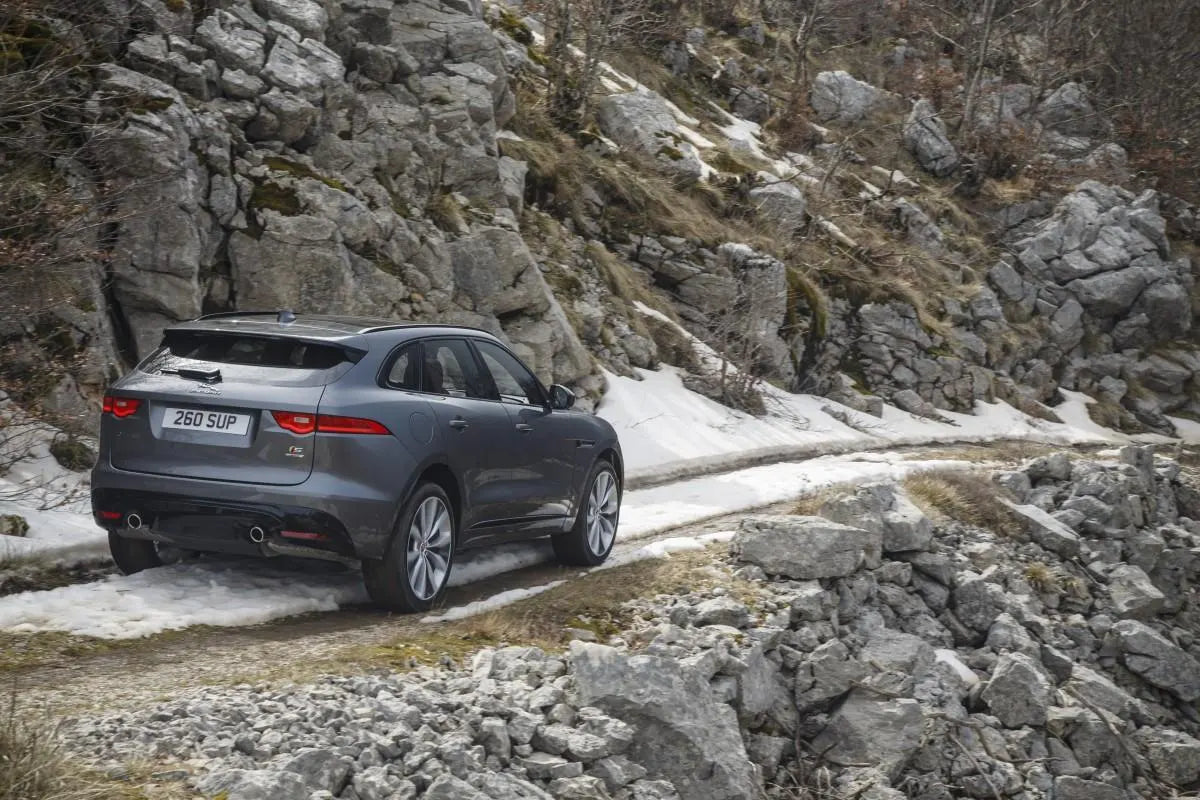 Jaguar F-Pace | 2026
