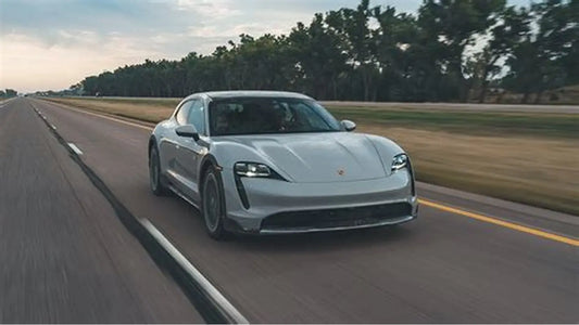 Porsche Taycan | 2026