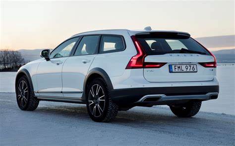 Volvo V90 Cross Country | 2025