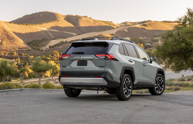 Toyota RAV4 | 2025