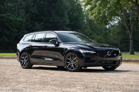 Volvo V60 | 2025