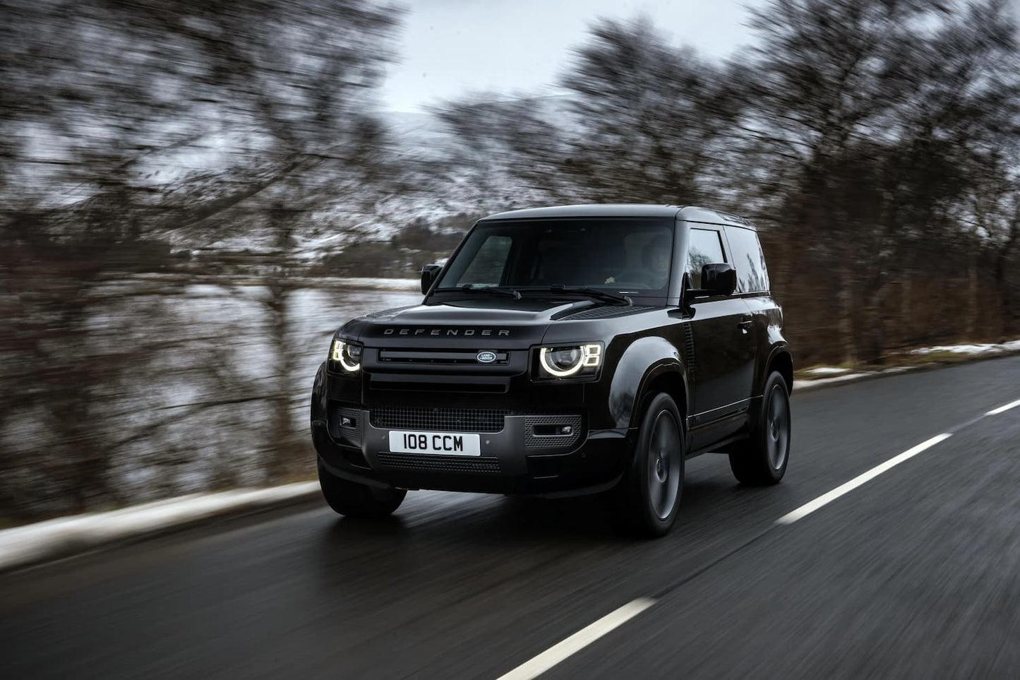 Land Rover Defender | 2026