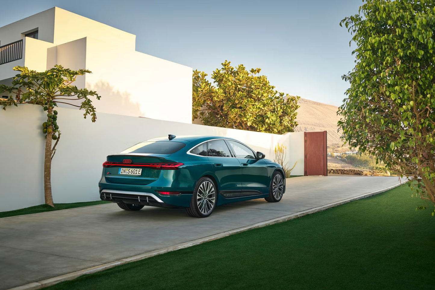 Audi S6 e-tron | 2025