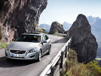 Volvo V60 Plug-In Hybrid | 2025