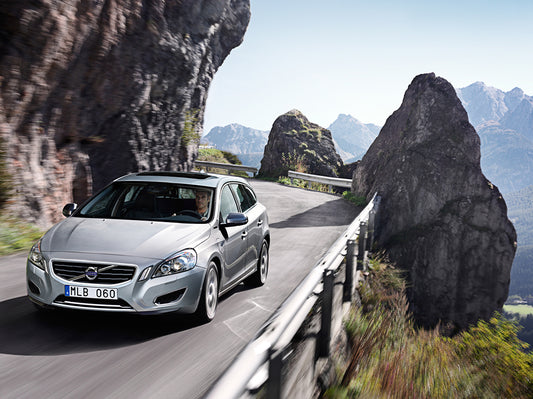 Volvo V60 Plug-In Hybrid | 2025