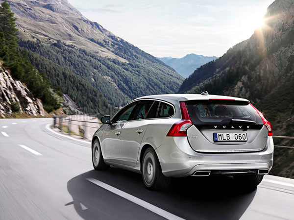 Volvo V60 Plug-In Hybrid | 2025